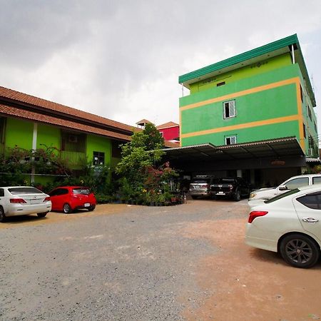Khanidta Resort Pattaya Ngoại thất bức ảnh