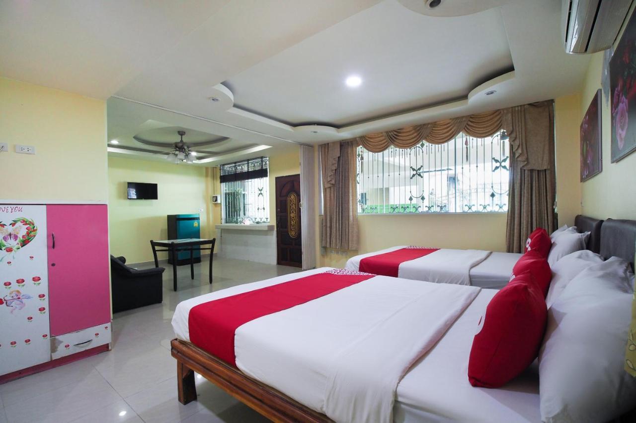 Khanidta Resort Pattaya Ngoại thất bức ảnh