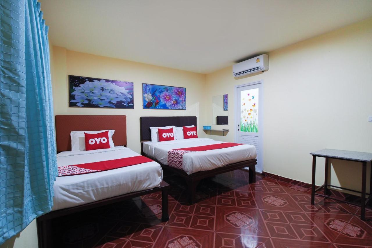Khanidta Resort Pattaya Ngoại thất bức ảnh